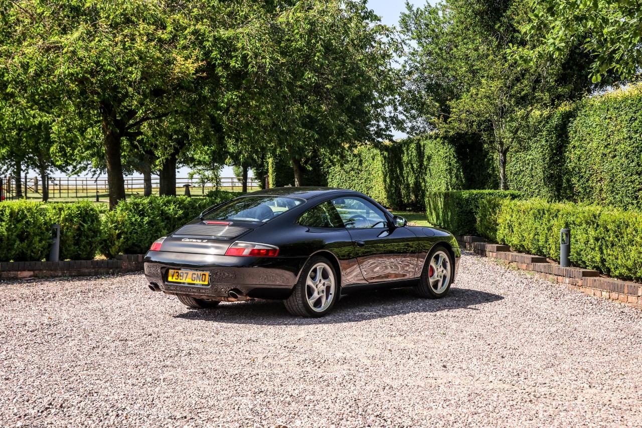 1999 Porsche 911/996 Carrera 4