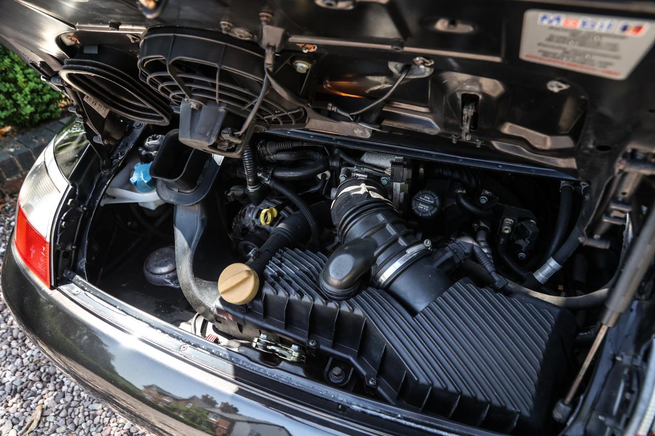 1999 Porsche 911/996 Carrera 4