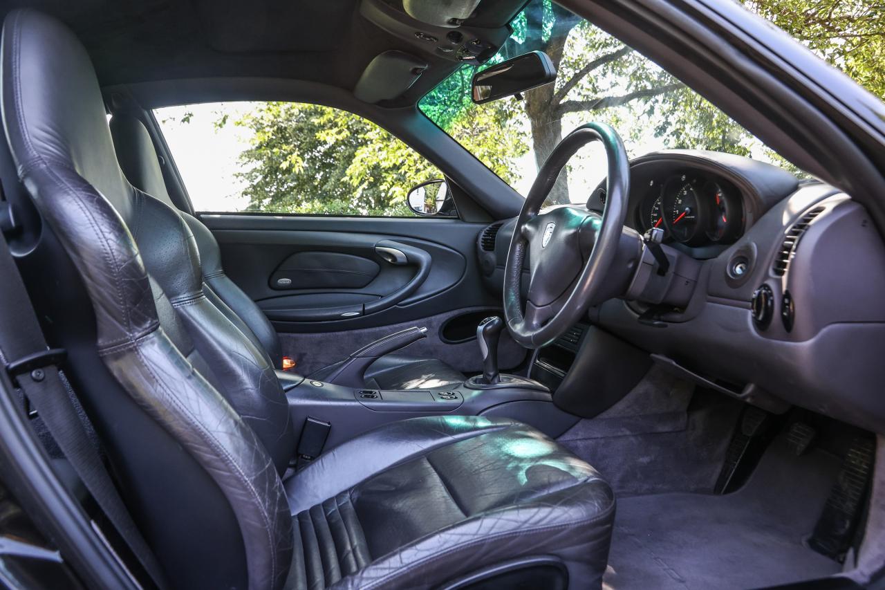 1999 Porsche 911/996 Carrera 4