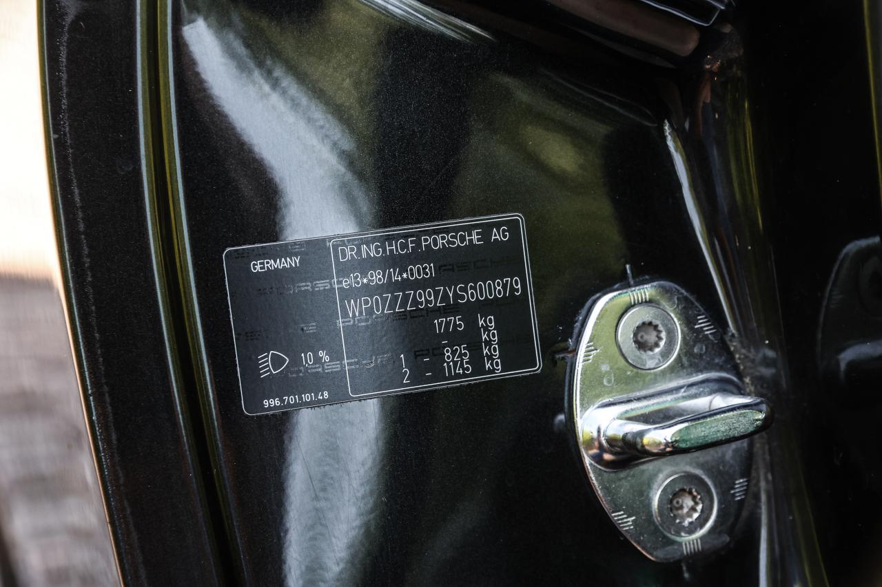 1999 Porsche 911/996 Carrera 4