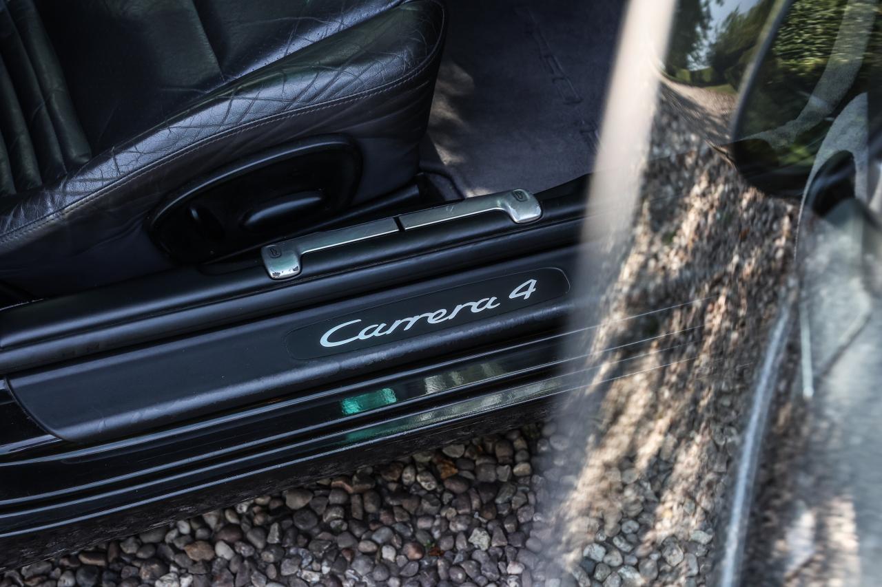 1999 Porsche 911/996 Carrera 4