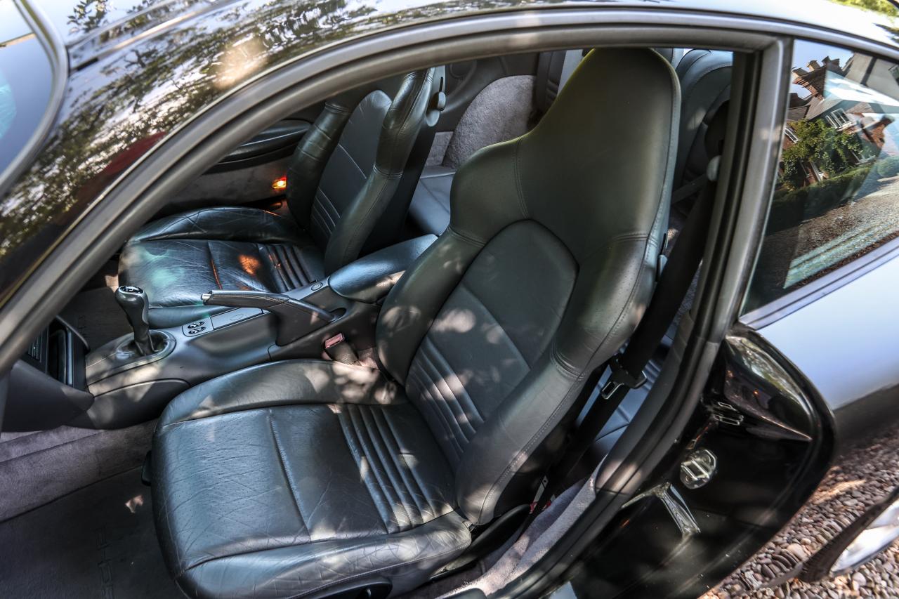 1999 Porsche 911/996 Carrera 4