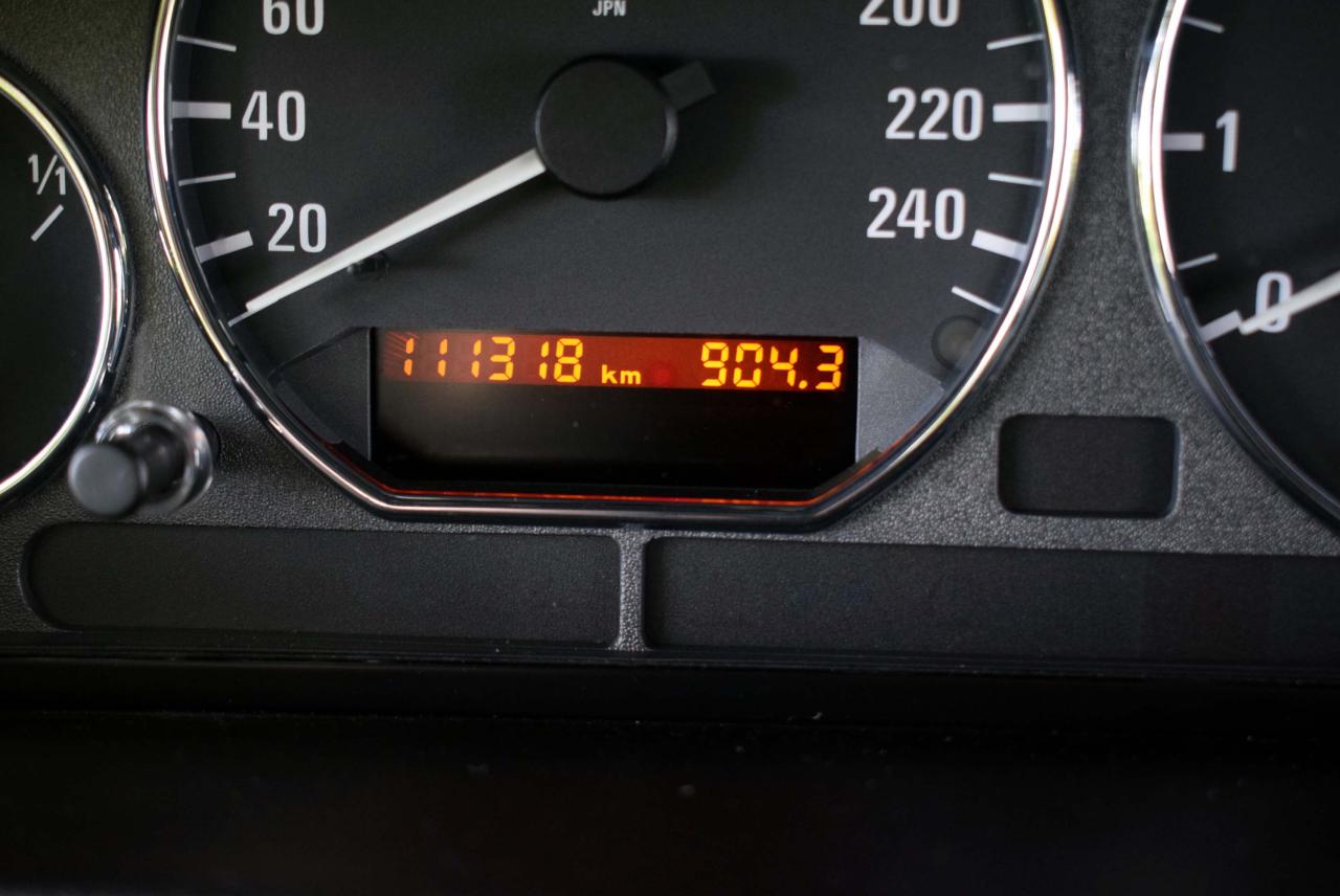 1999 BMW Z3 Coup&eacute; 2.8 Automatic