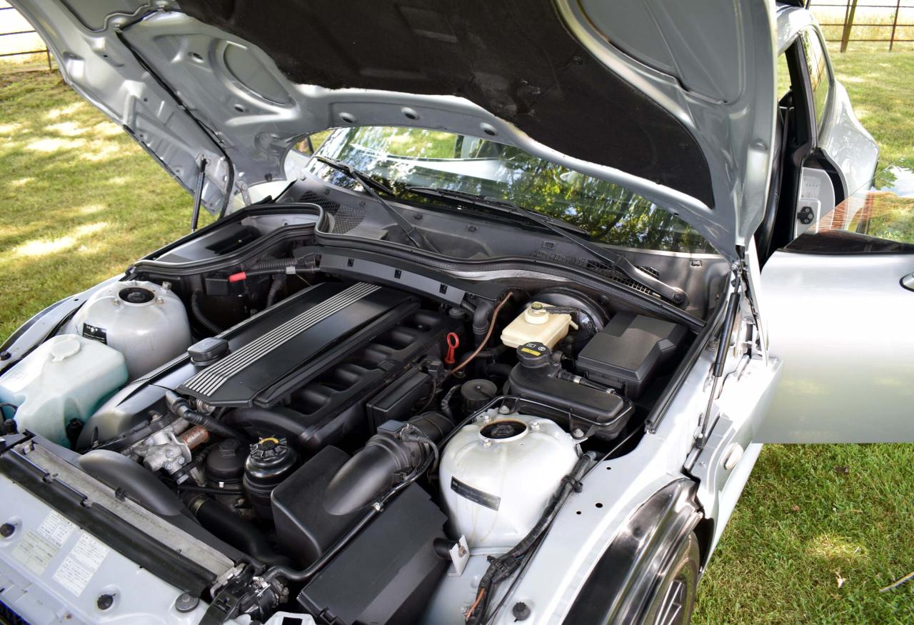1999 BMW Z3 Coup&eacute; 2.8 Automatic