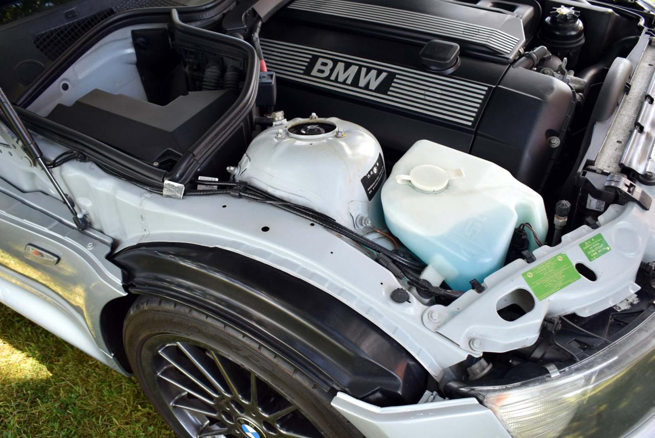 1999 BMW Z3 Coup&eacute; 2.8 Automatic