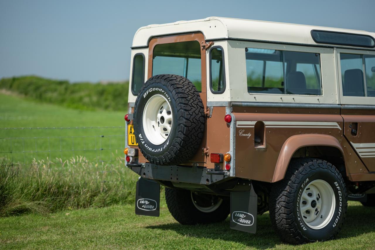 1983 Land Rover Defender 110 V8 County Station Wagon