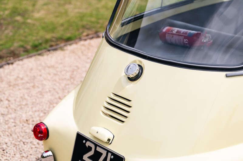 1963 BMW Isetta 300