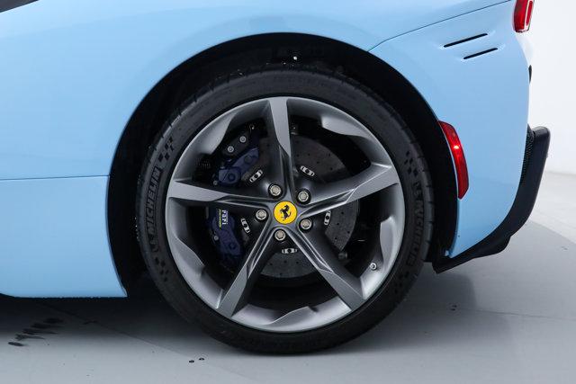 2023 Ferrari SF90 SPIDER