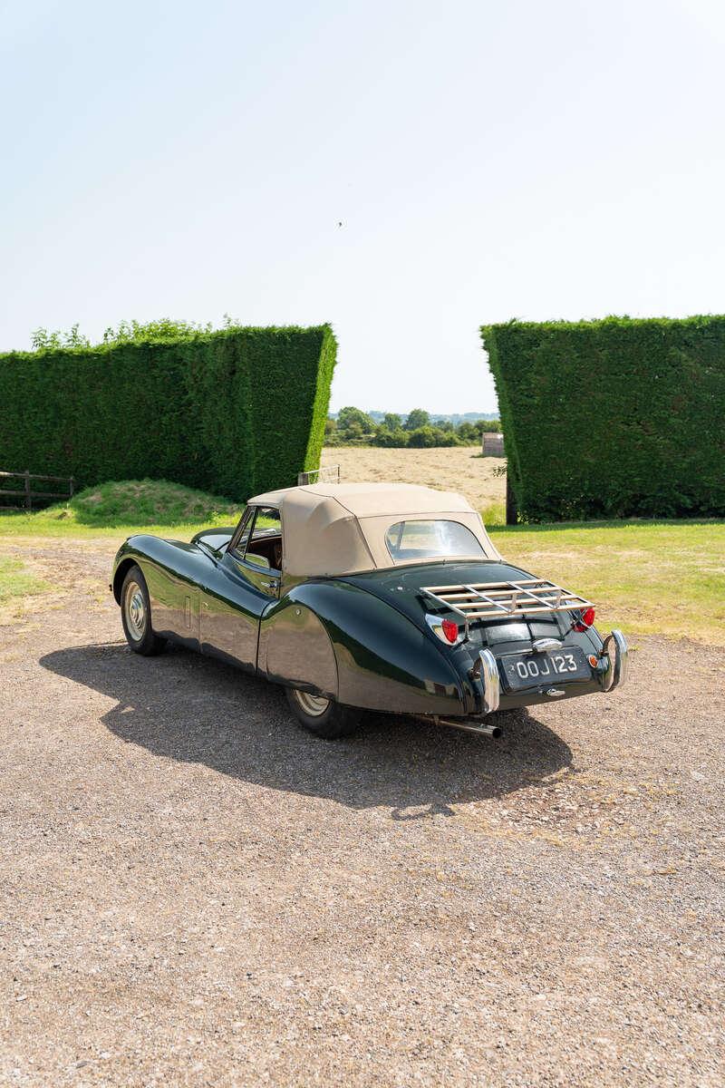 1954 Jaguar XK120 DROPHEAD