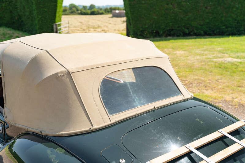 1954 Jaguar XK120 DROPHEAD