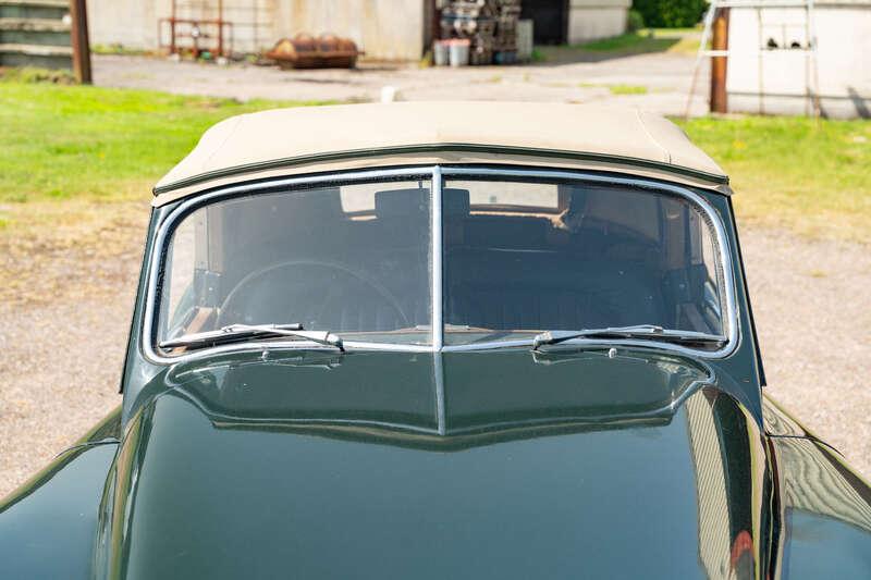 1954 Jaguar XK120 DROPHEAD