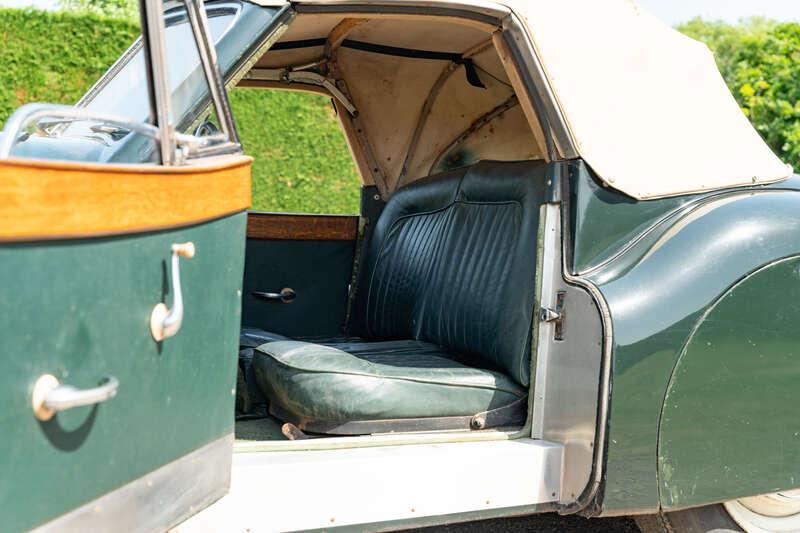1954 Jaguar XK120 DROPHEAD