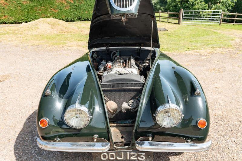 1954 Jaguar XK120 DROPHEAD