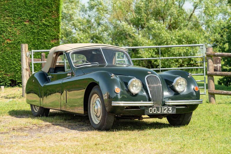 1954 Jaguar XK120 DROPHEAD