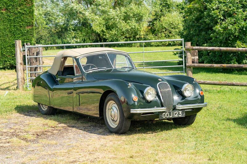 1954 Jaguar XK120 DROPHEAD