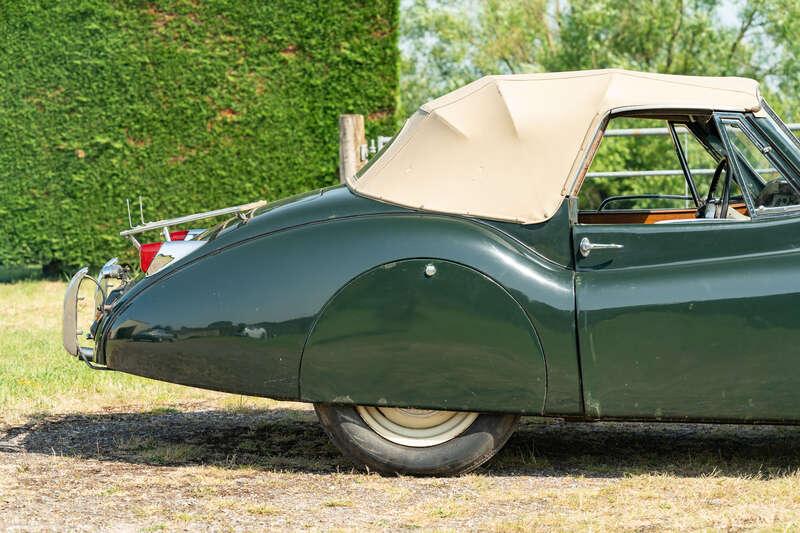 1954 Jaguar XK120 DROPHEAD