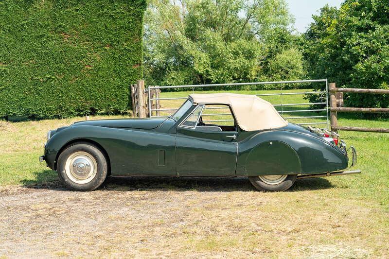 1954 Jaguar XK120 DROPHEAD