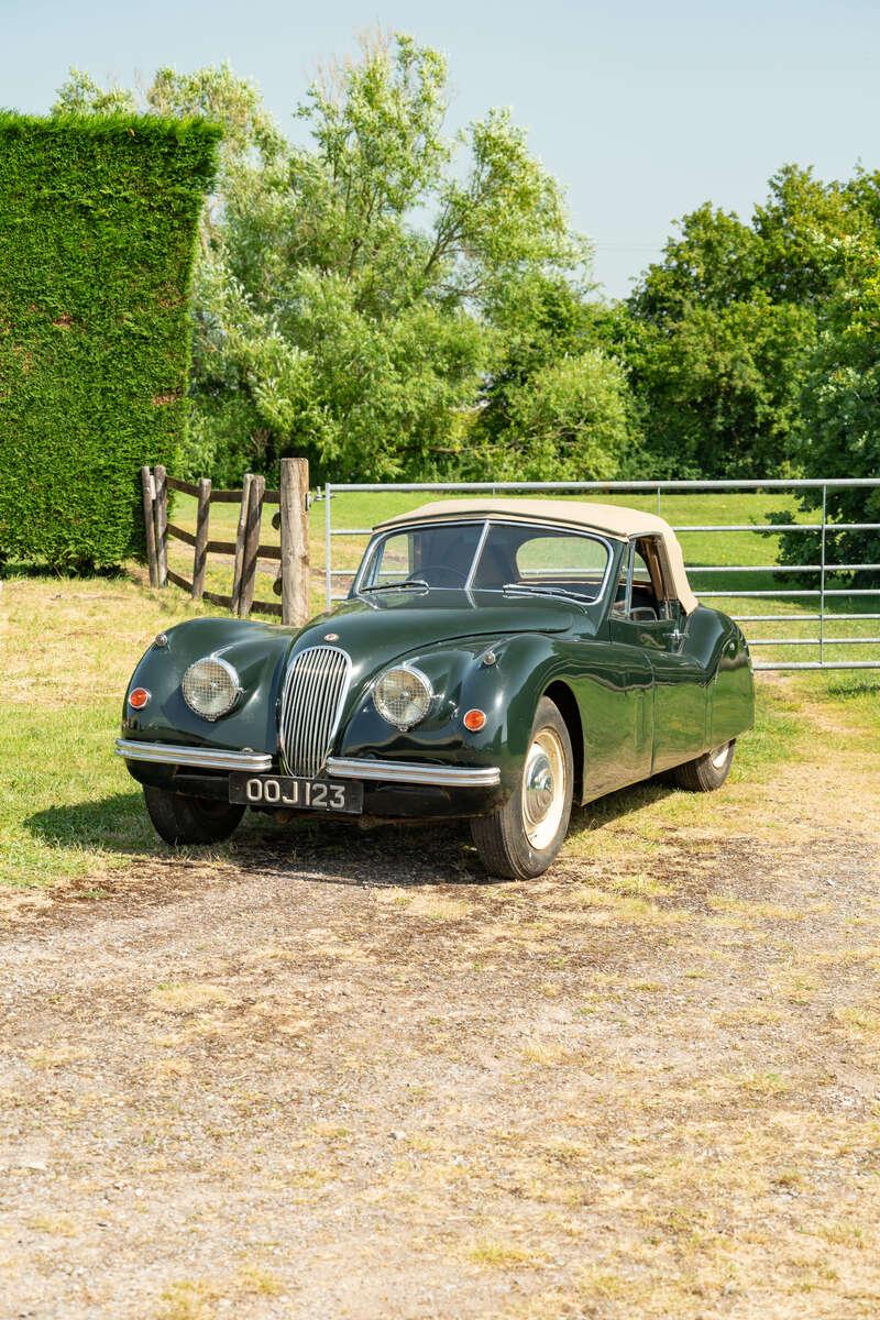 1954 Jaguar XK120 DROPHEAD