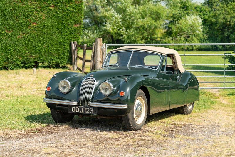 1954 Jaguar XK120 DROPHEAD