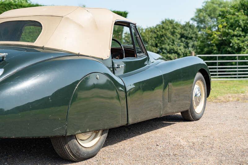1954 Jaguar XK120 DROPHEAD