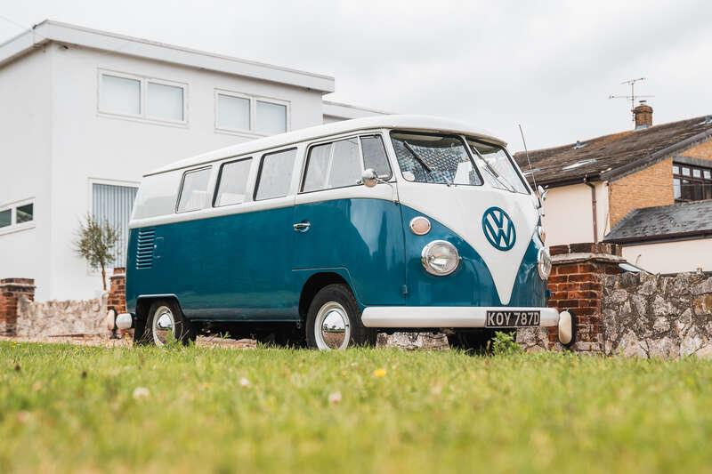 1966 Volkswagen TYPE 2 T1 SPLIT SCREEN CAMPER DEVON CARAVETTE