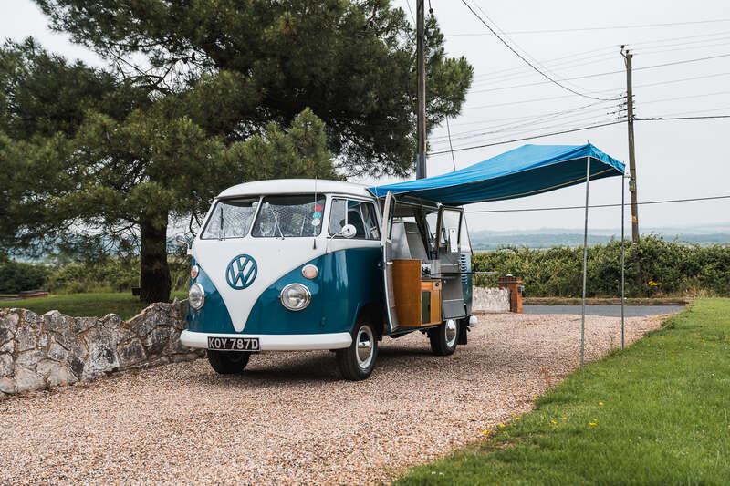 1966 Volkswagen TYPE 2 T1 SPLIT SCREEN CAMPER DEVON CARAVETTE