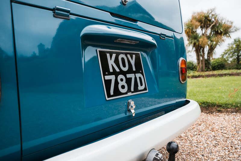 1966 Volkswagen TYPE 2 T1 SPLIT SCREEN CAMPER DEVON CARAVETTE