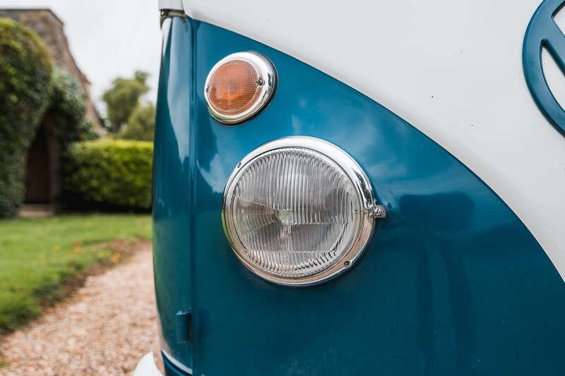 1966 Volkswagen TYPE 2 T1 SPLIT SCREEN CAMPER DEVON CARAVETTE