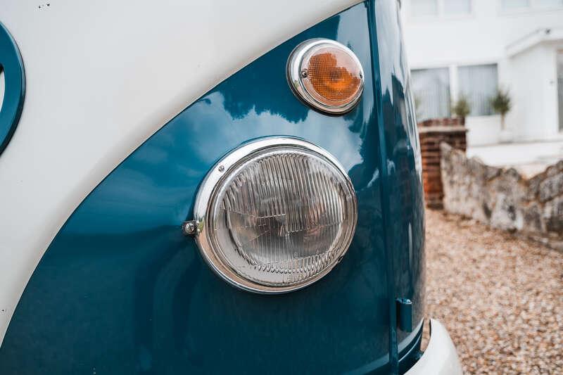1966 Volkswagen TYPE 2 T1 SPLIT SCREEN CAMPER DEVON CARAVETTE
