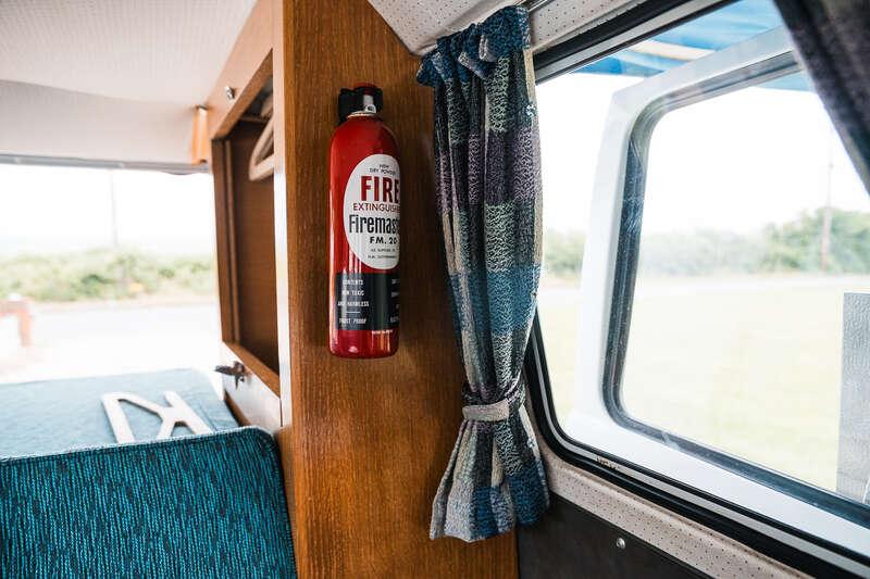 1966 Volkswagen TYPE 2 T1 SPLIT SCREEN CAMPER DEVON CARAVETTE