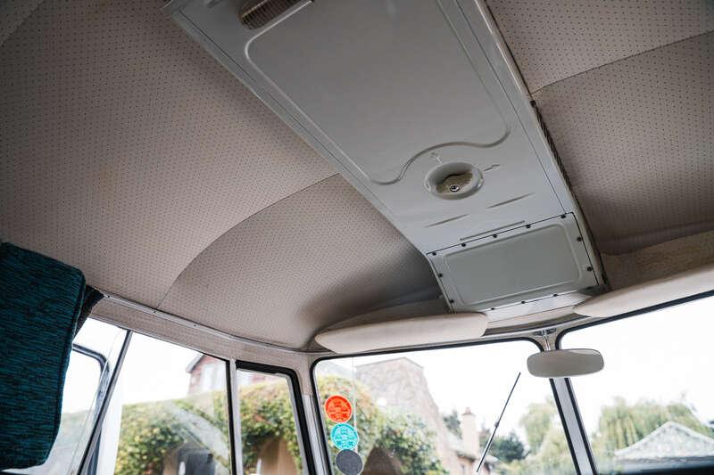 1966 Volkswagen TYPE 2 T1 SPLIT SCREEN CAMPER DEVON CARAVETTE