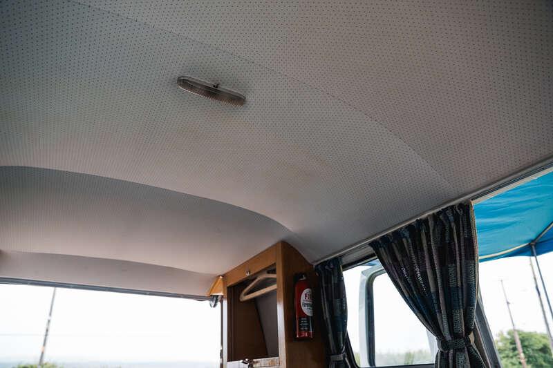 1966 Volkswagen TYPE 2 T1 SPLIT SCREEN CAMPER DEVON CARAVETTE