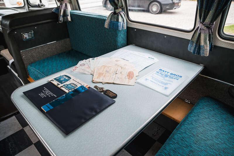 1966 Volkswagen TYPE 2 T1 SPLIT SCREEN CAMPER DEVON CARAVETTE
