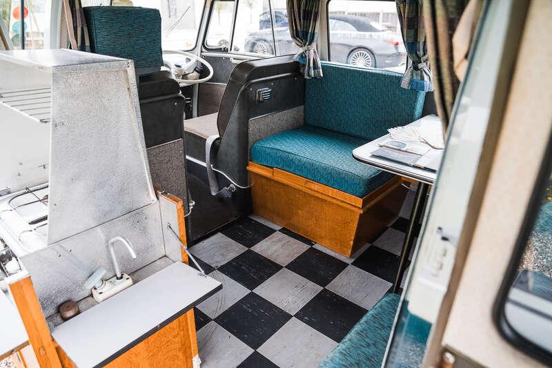 1966 Volkswagen TYPE 2 T1 SPLIT SCREEN CAMPER DEVON CARAVETTE