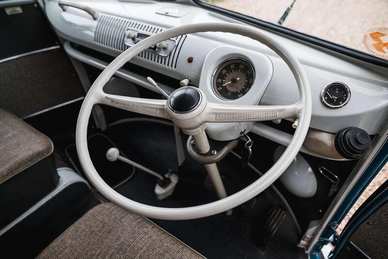 1966 Volkswagen TYPE 2 T1 SPLIT SCREEN CAMPER DEVON CARAVETTE