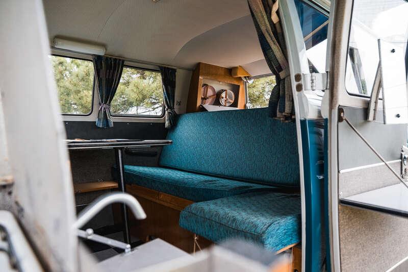 1966 Volkswagen TYPE 2 T1 SPLIT SCREEN CAMPER DEVON CARAVETTE