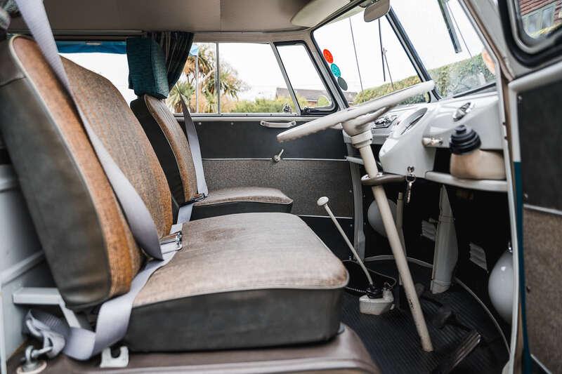1966 Volkswagen TYPE 2 T1 SPLIT SCREEN CAMPER DEVON CARAVETTE
