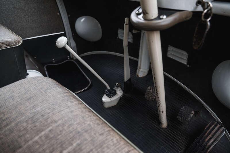 1966 Volkswagen TYPE 2 T1 SPLIT SCREEN CAMPER DEVON CARAVETTE