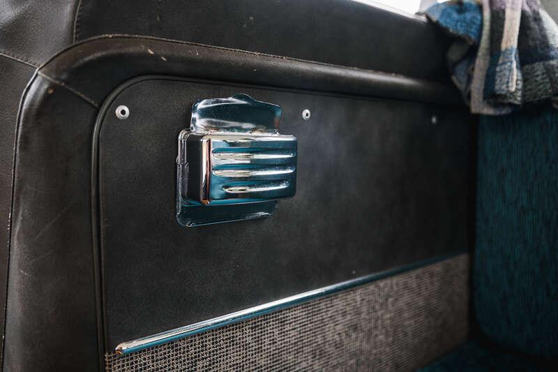 1966 Volkswagen TYPE 2 T1 SPLIT SCREEN CAMPER DEVON CARAVETTE