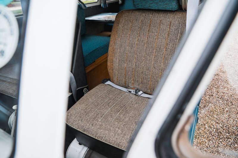 1966 Volkswagen TYPE 2 T1 SPLIT SCREEN CAMPER DEVON CARAVETTE