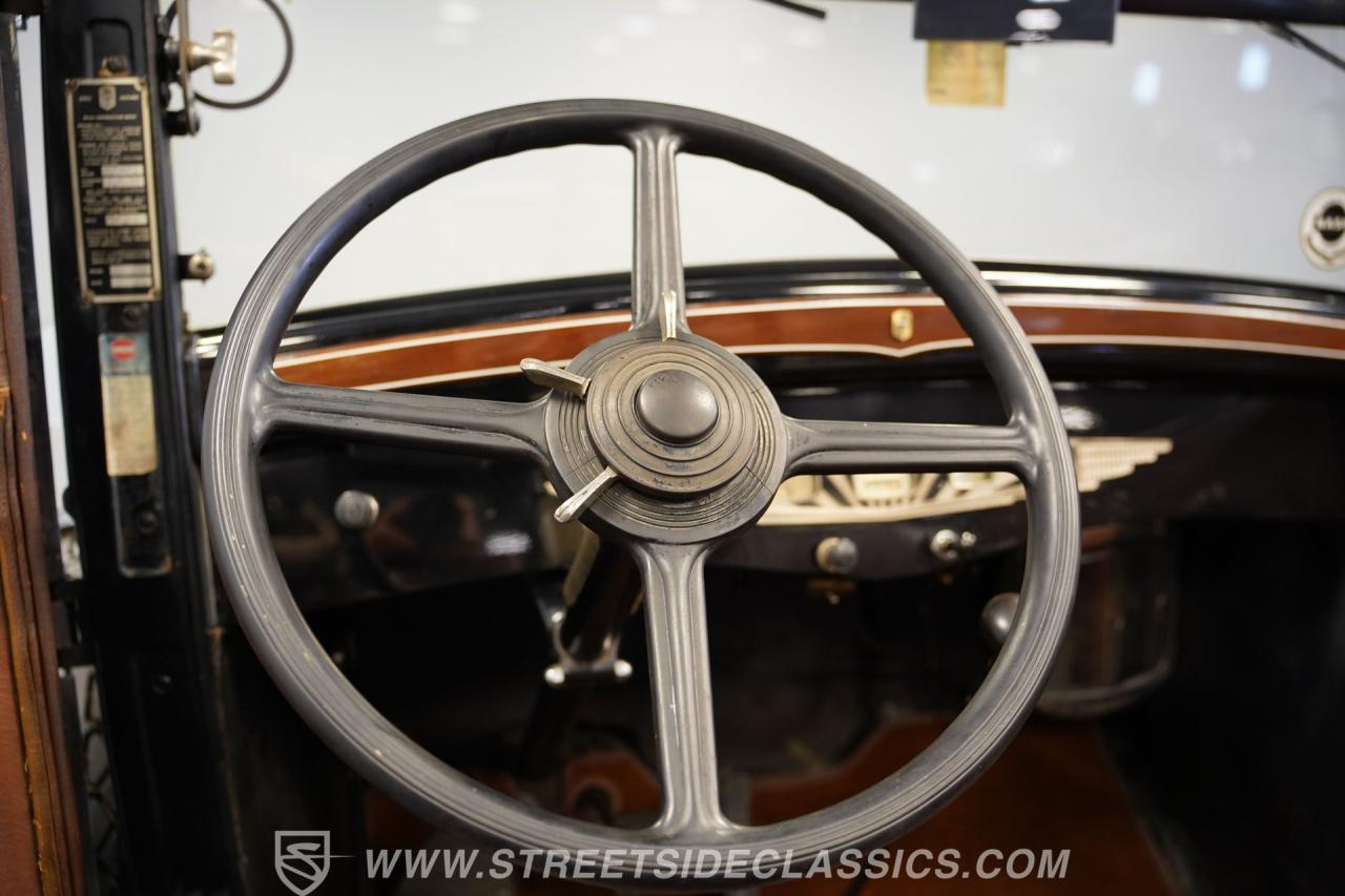 1931 Nash Model 488 Convertible Sedan