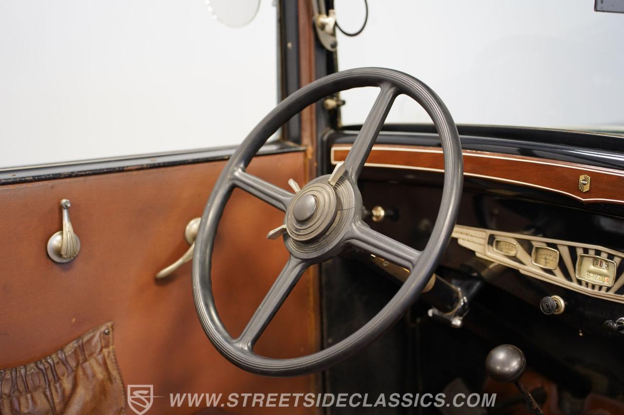 1931 Nash Model 488 Convertible Sedan