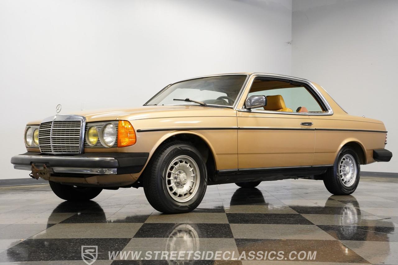 1983 Mercedes - Benz 300CD Turbo Diesel
