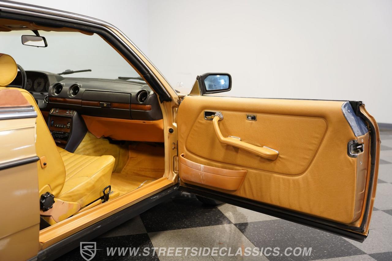 1983 Mercedes - Benz 300CD Turbo Diesel