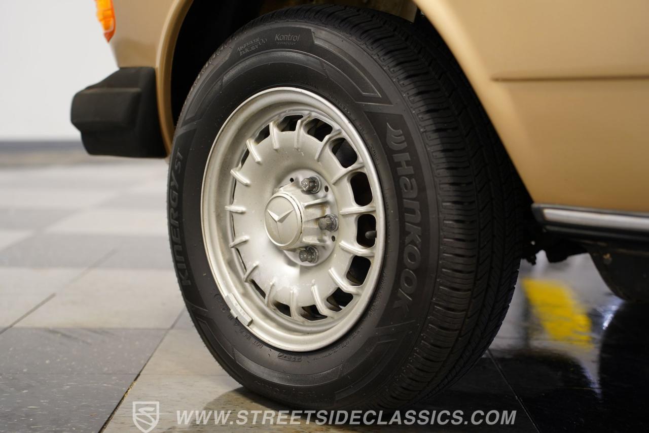 1983 Mercedes - Benz 300CD Turbo Diesel