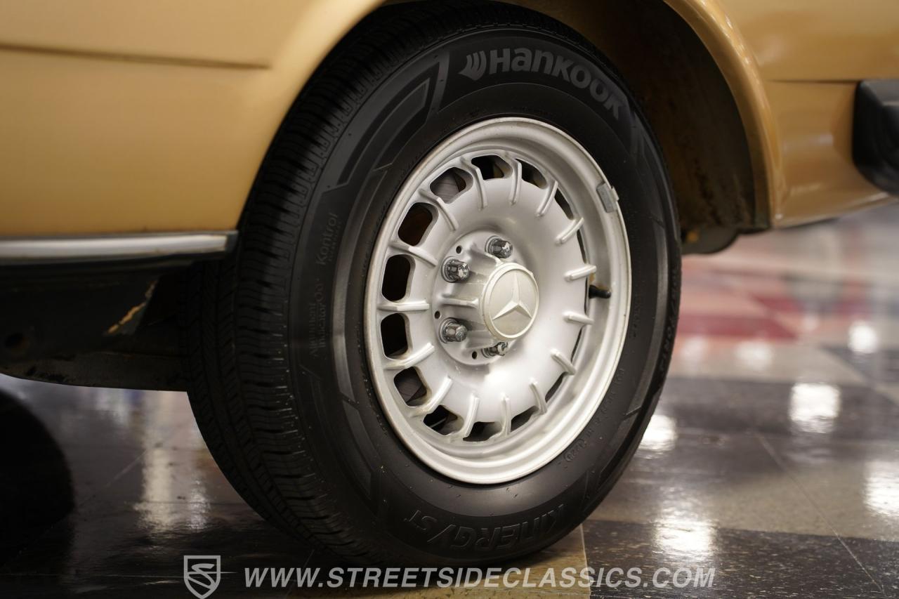 1983 Mercedes - Benz 300CD Turbo Diesel
