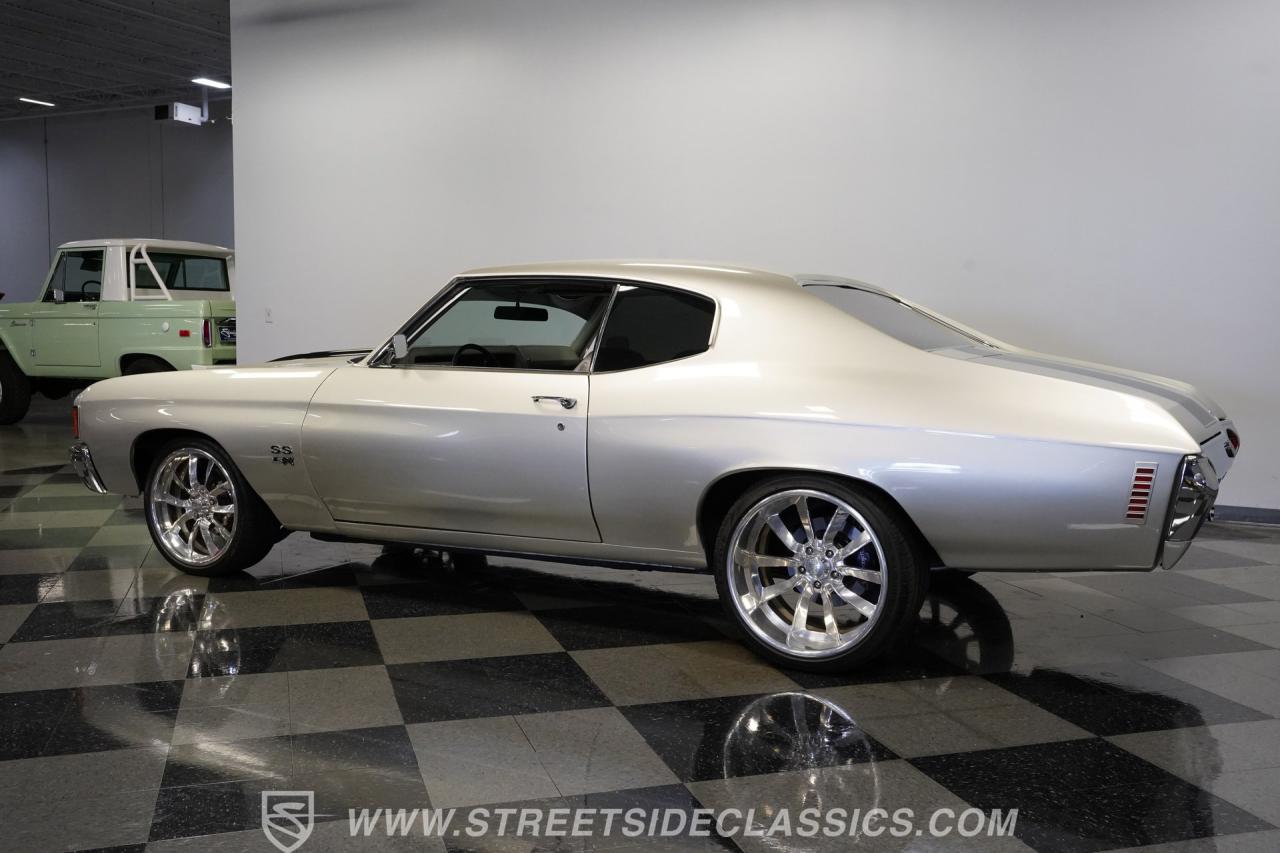 1972 Chevrolet Chevelle SS Tribute Restomod