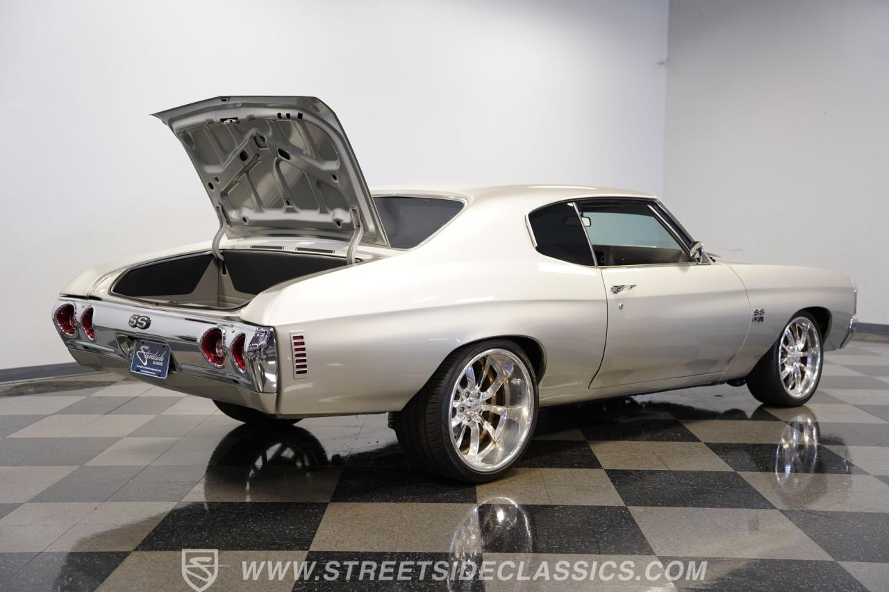 1972 Chevrolet Chevelle SS Tribute Restomod