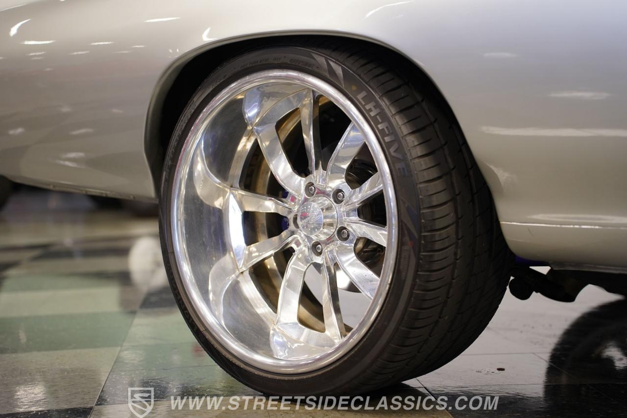1972 Chevrolet Chevelle SS Tribute Restomod