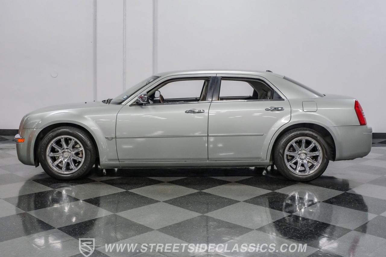 2005 Chrysler 300C